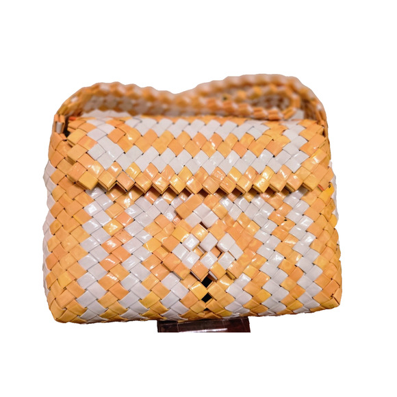 Prison Art wrapper handmade purse yellow white - Picture 1 of 9